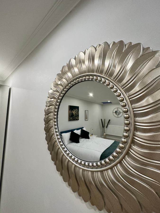 Luxury Studio Apartment Harrow on the Hill Eksteriør billede