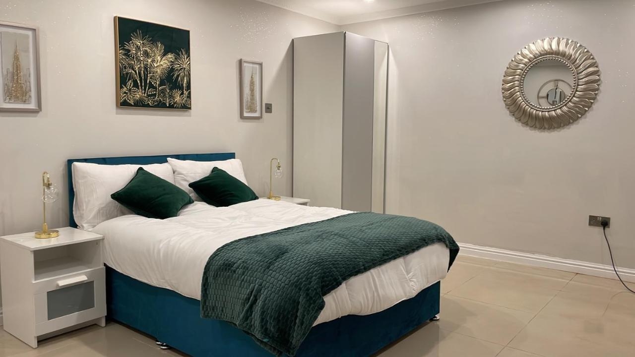 Luxury Studio Apartment Harrow on the Hill Eksteriør billede