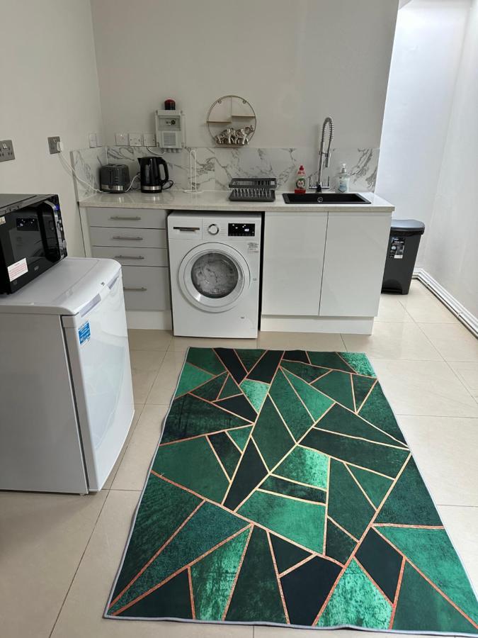 Luxury Studio Apartment Harrow on the Hill Eksteriør billede