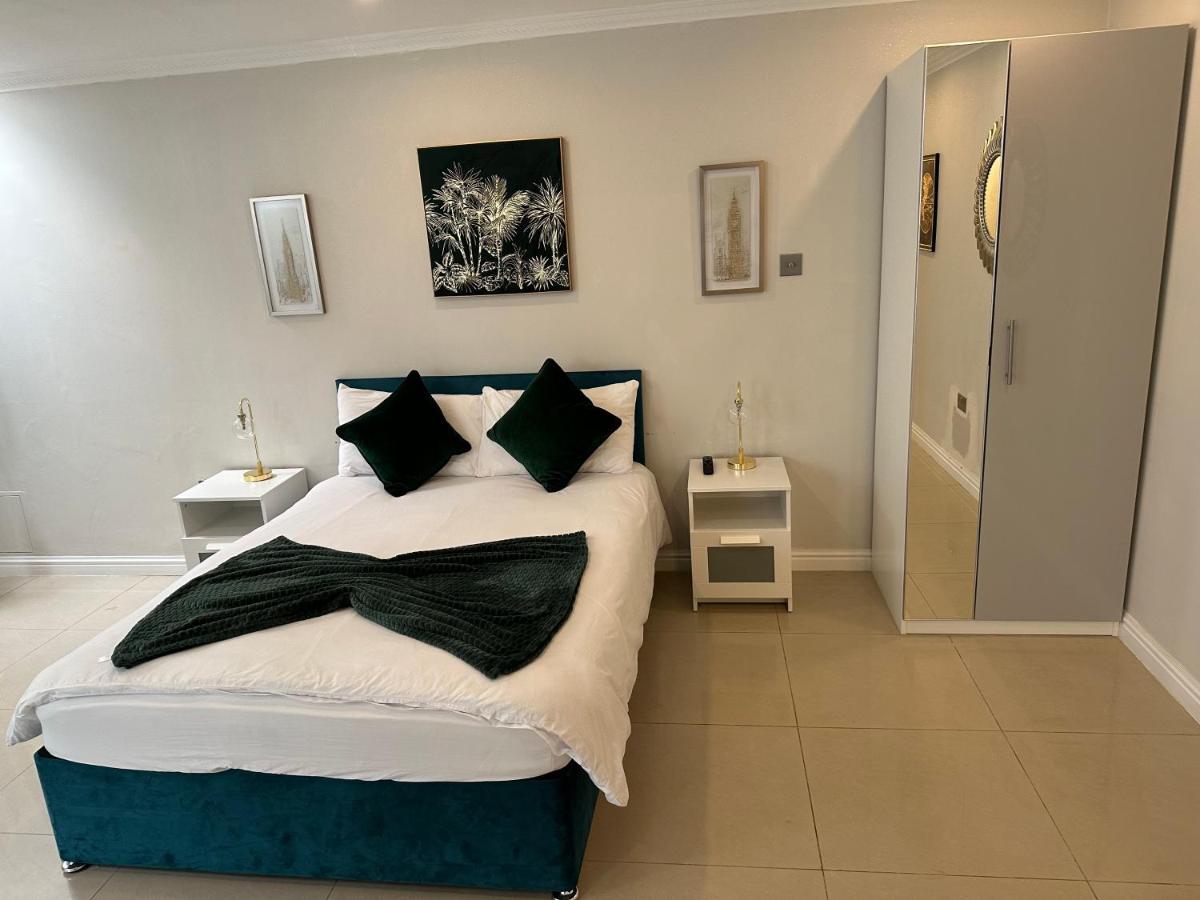 Luxury Studio Apartment Harrow on the Hill Eksteriør billede