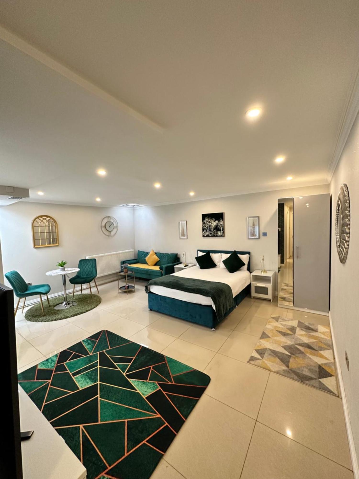 Luxury Studio Apartment Harrow on the Hill Eksteriør billede