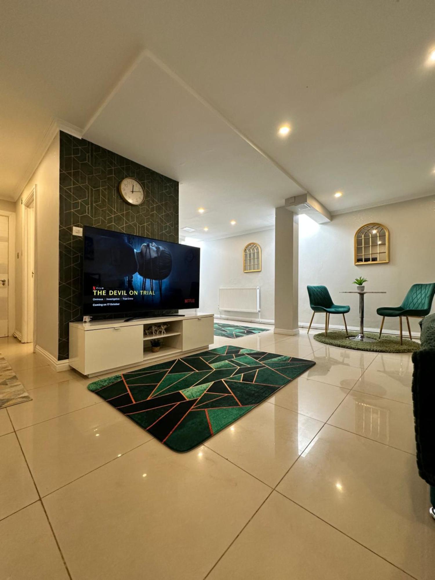 Luxury Studio Apartment Harrow on the Hill Eksteriør billede