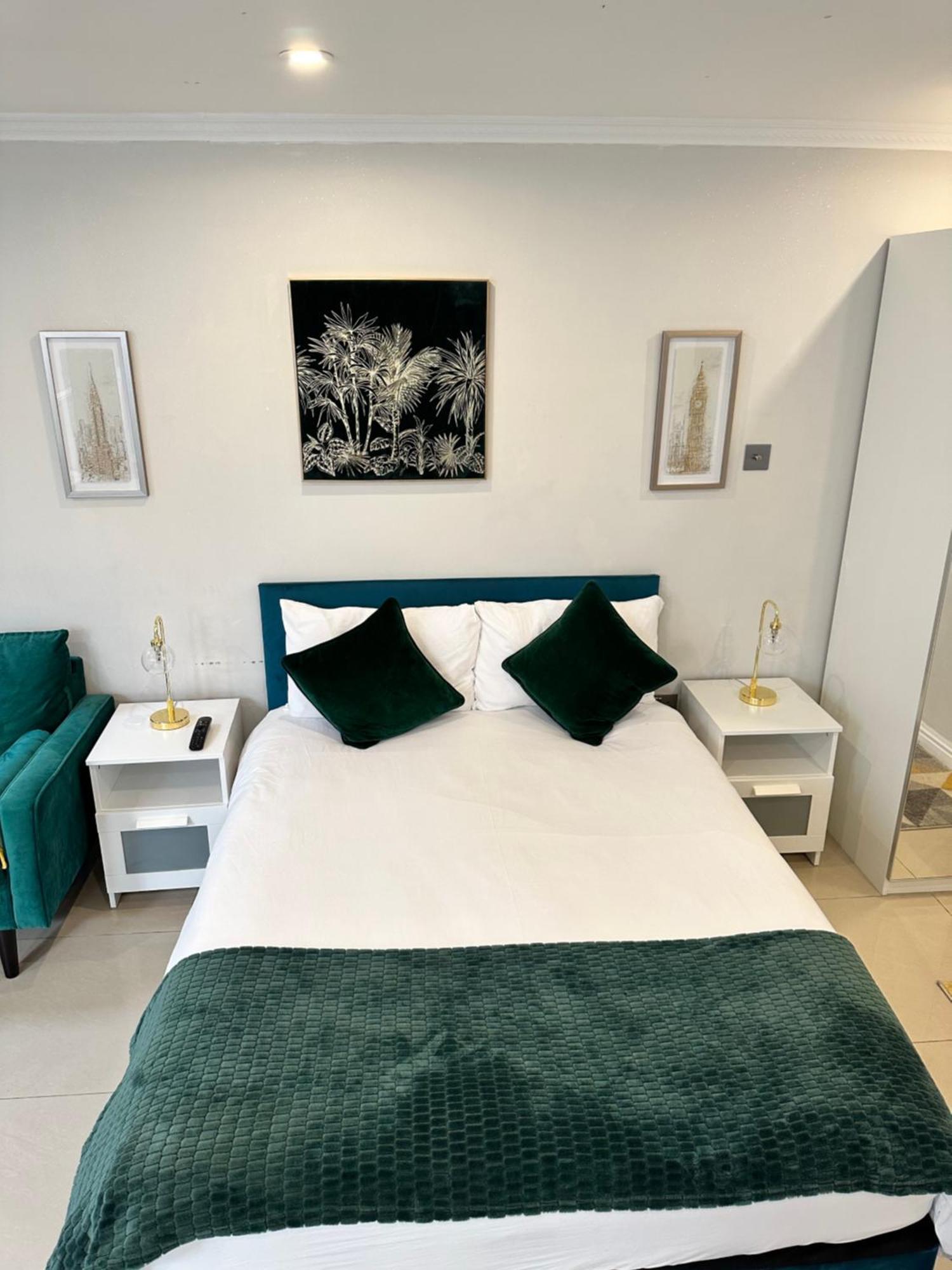Luxury Studio Apartment Harrow on the Hill Eksteriør billede