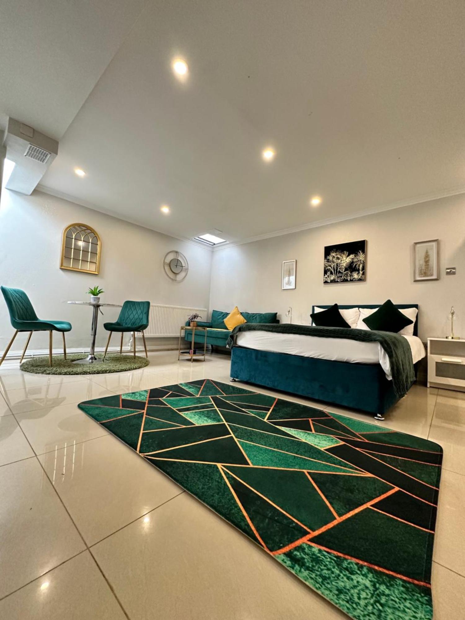 Luxury Studio Apartment Harrow on the Hill Eksteriør billede