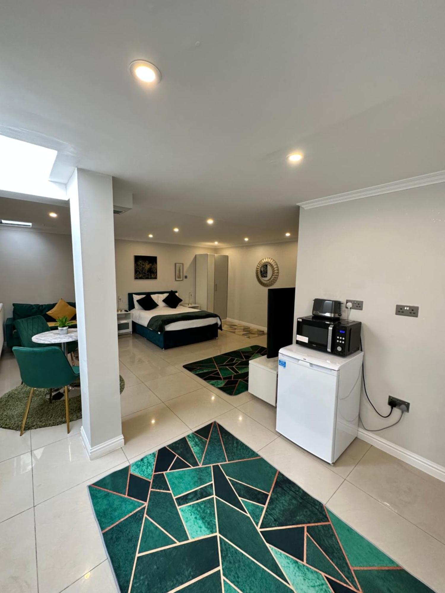Luxury Studio Apartment Harrow on the Hill Eksteriør billede