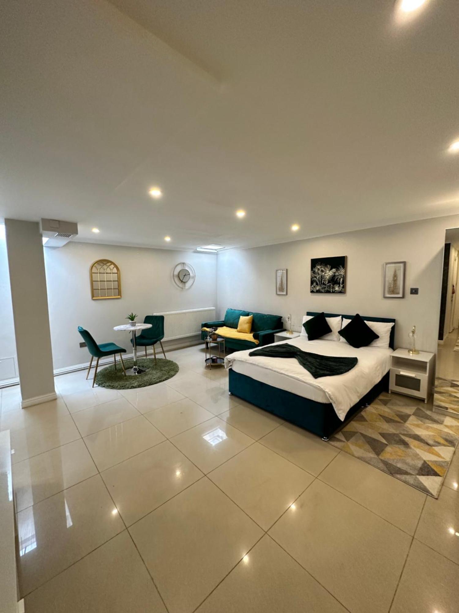 Luxury Studio Apartment Harrow on the Hill Eksteriør billede