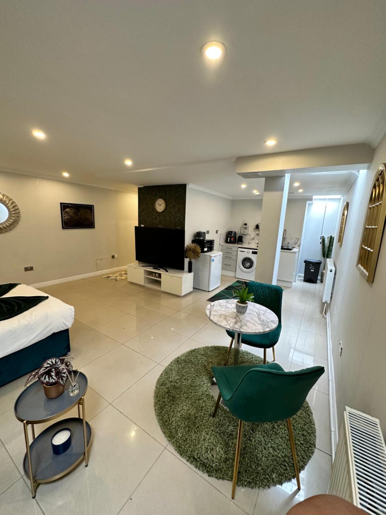 Luxury Studio Apartment Harrow on the Hill Eksteriør billede