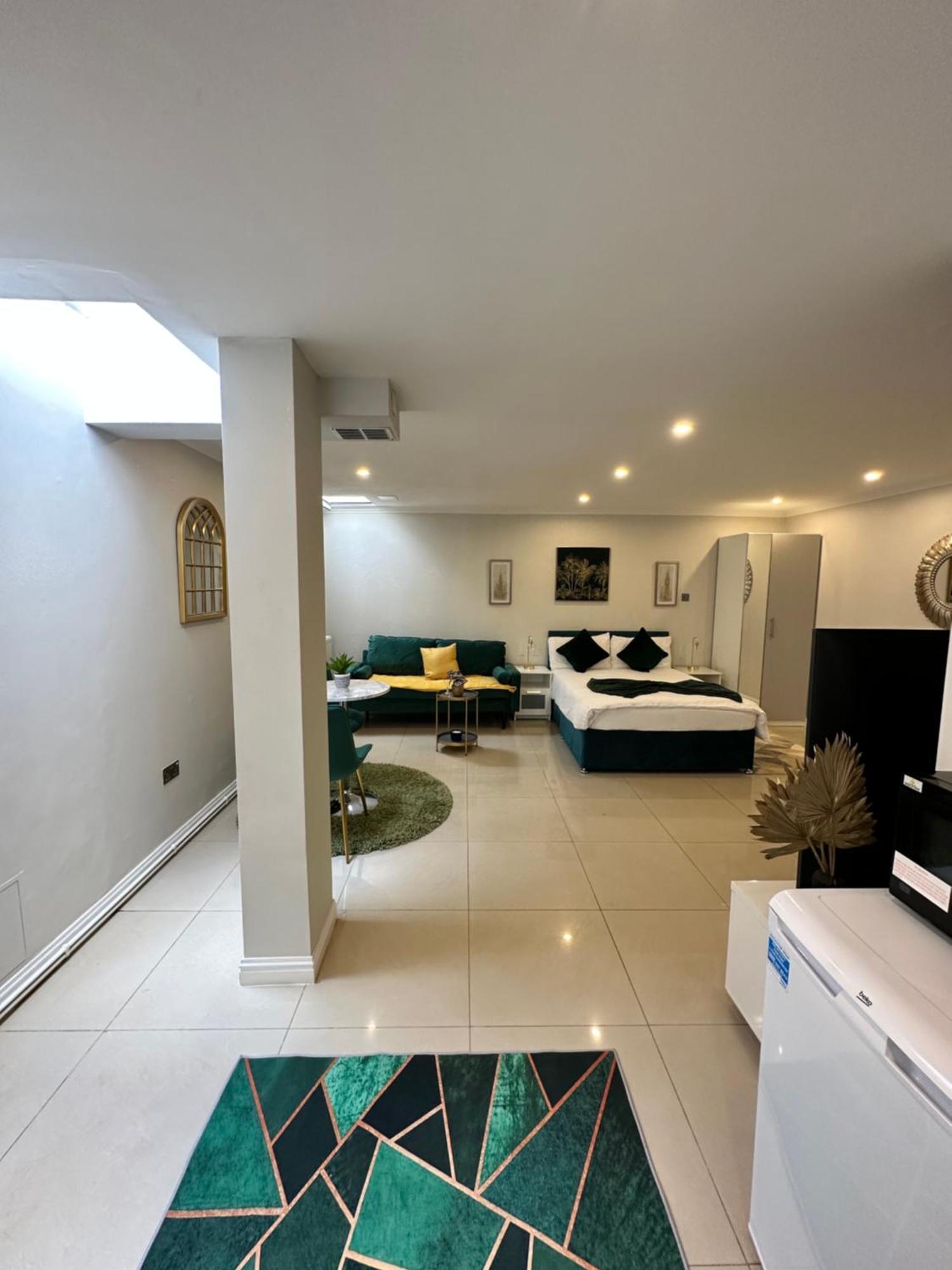 Luxury Studio Apartment Harrow on the Hill Eksteriør billede